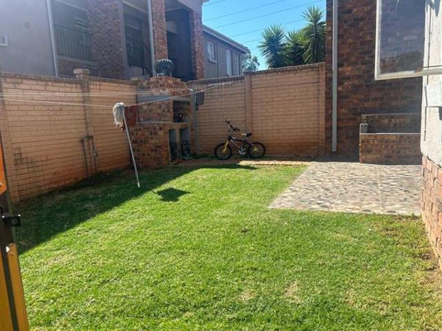 Townhouse for rent in Centurion, Gauteng