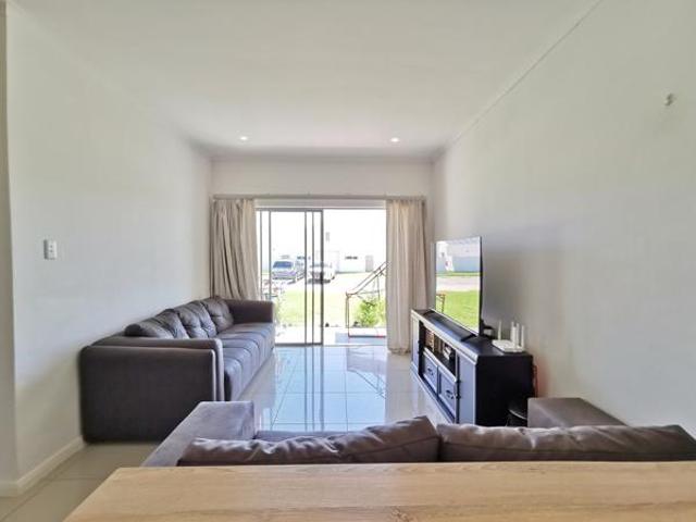 Townhouse for sale in Port Elizabeth, Eastern Cape