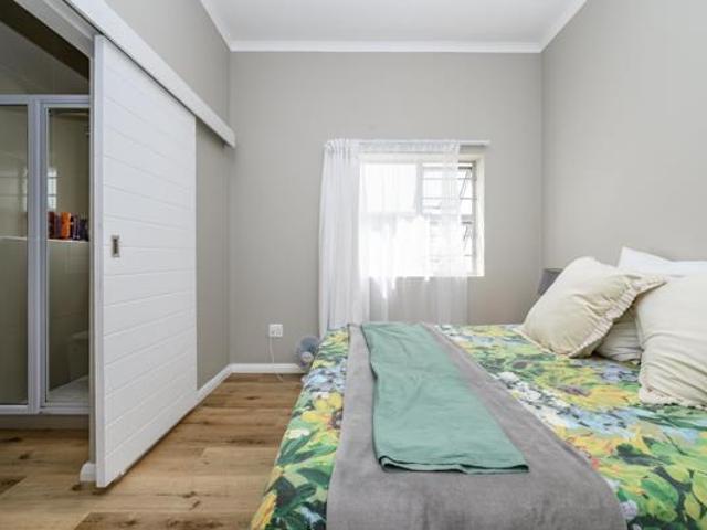 Townhouse for rent in Seaview, Kwazulu-natal