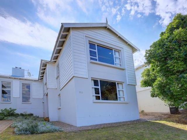 Townhouse for sale in Groot Brak Rivier, Western Cape