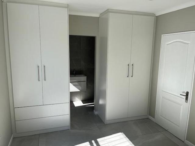 Townhouse for rent in Cape Town, Western Cape