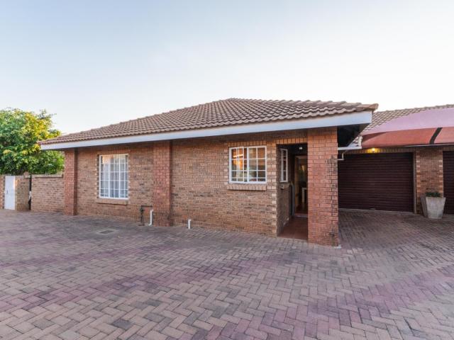 Townhouse for sale in Seshego, Limpopo