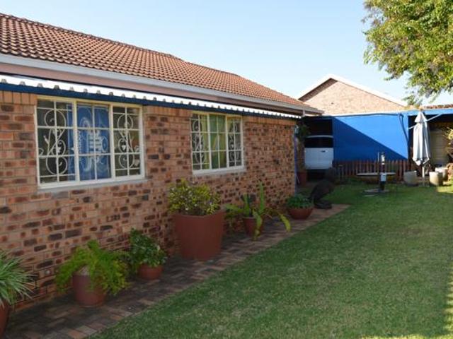 Townhouse for sale in Seshego, Limpopo