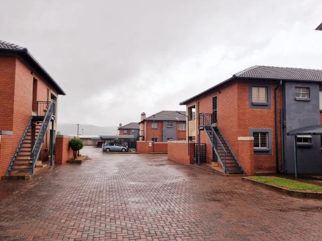Townhouse for sale in Waterkloof, Gauteng
