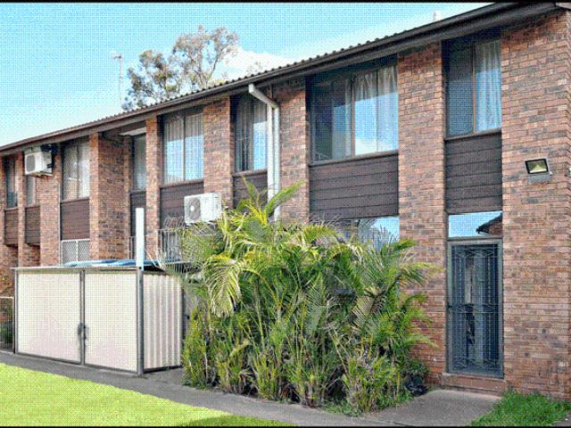 Townhouse for rent in Sydney, New South Wales
