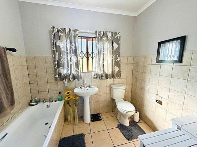 Townhouse for sale in Ugu District Municipality, Kwazulu-natal