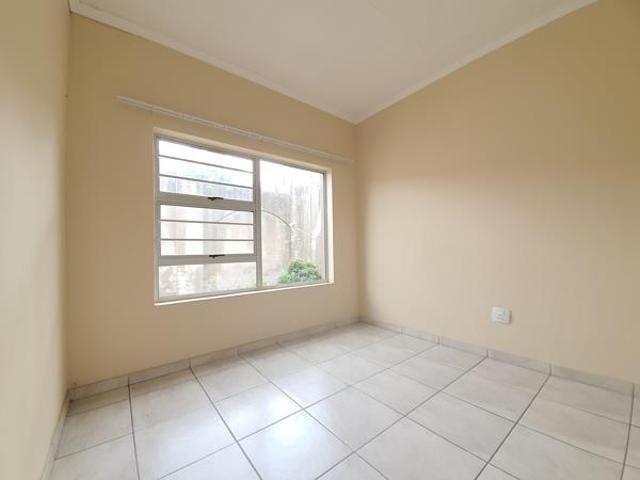Townhouse for rent in Westonaria, Gauteng