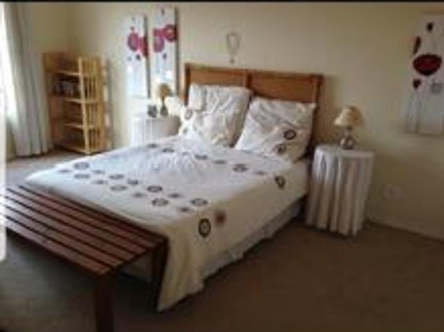 Townhouse for rent in Vosloorus, Gauteng
