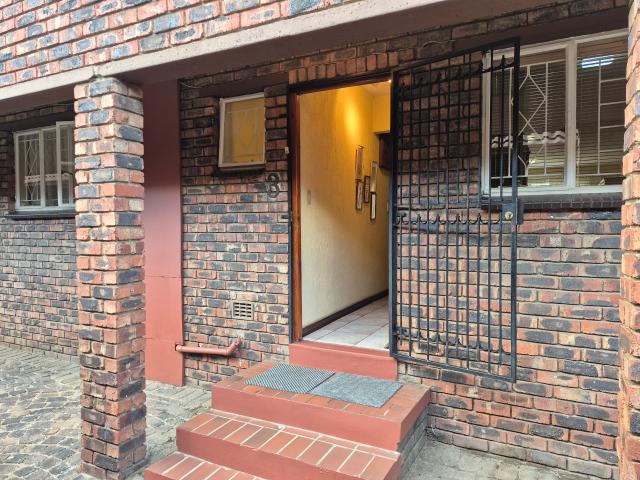 Townhouse for sale in Alberton, City of Ekurhuleni Metropolitan Municipality