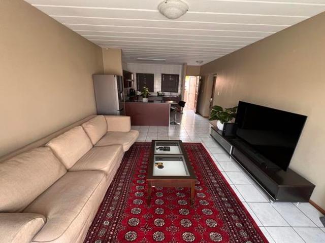 Townhouse for rent in Ekurhuleni, Gauteng