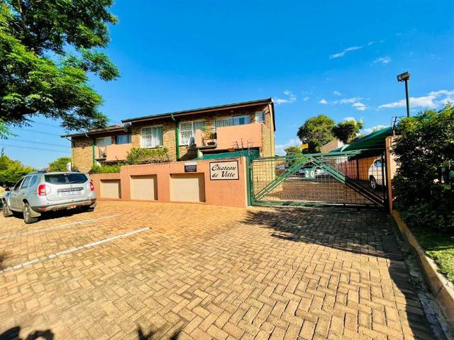 Townhouse for sale in Ekurhuleni, Gauteng