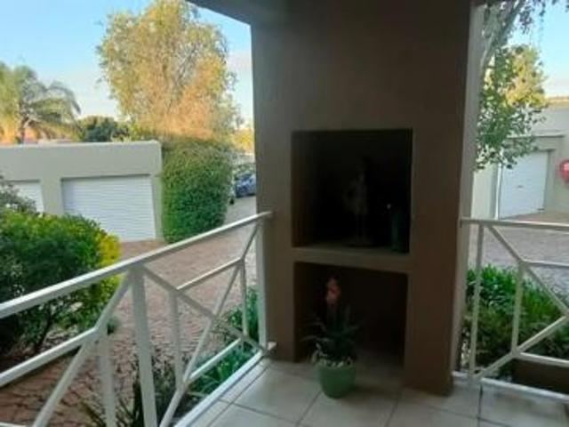 Townhouse for rent in Westonaria, Gauteng