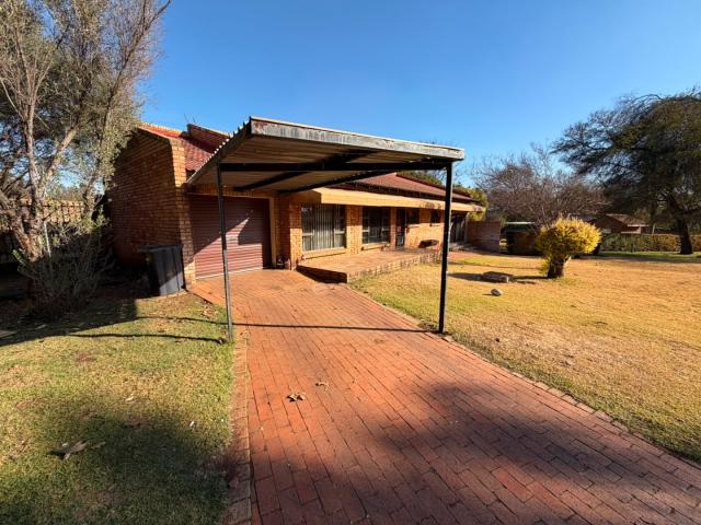 Townhouse for rent in Centurion, Gauteng