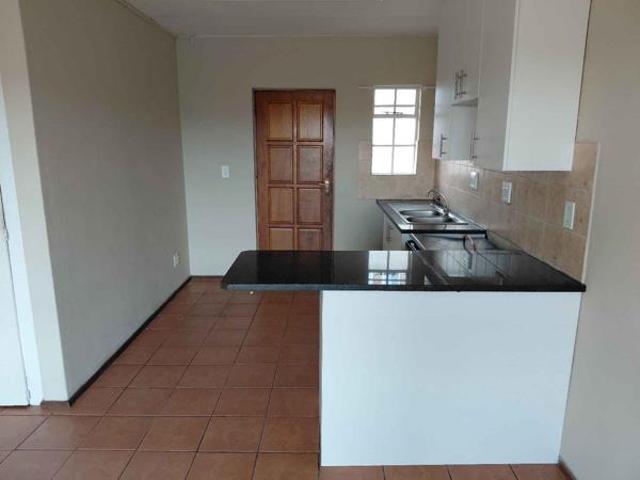 Townhouse for rent in Jansenpark, City of Ekurhuleni Metropolitan Municipality