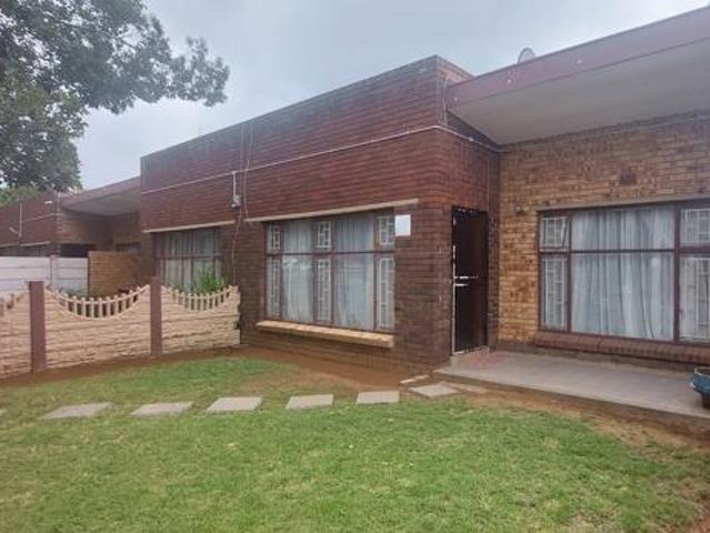 Townhouse for sale in Lejweleputswa, Free State