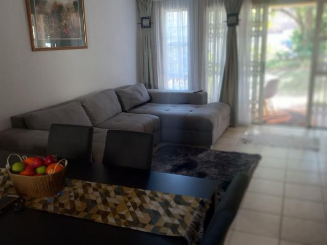 Townhouse for sale in Vosloorus, Gauteng