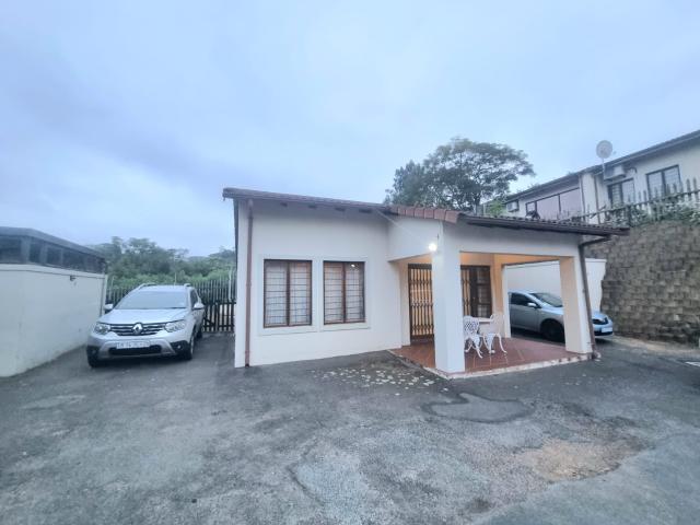 Townhouse for sale in Seaview, Kwazulu-natal
