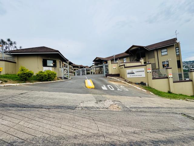 Townhouse for sale in Seaview, Kwazulu-natal
