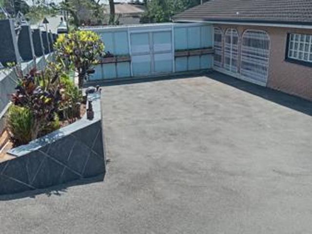 Townhouse for sale in Seaview, Kwazulu-natal