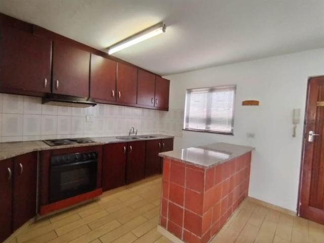 Townhouse for sale in Seaview, Kwazulu-natal
