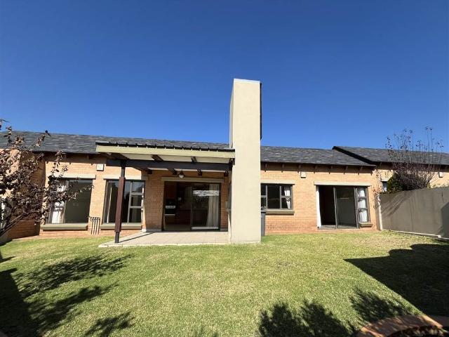 Townhouse for rent in Centurion, Gauteng