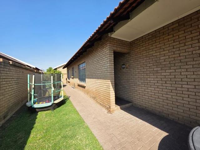 Townhouse for sale in Witbank, Mpumalanga