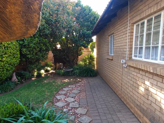 Townhouse for sale in eMalahleni, Emalahleni Local Municipality