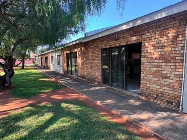 Townhouse for sale in Frances Baard, Northern Cape