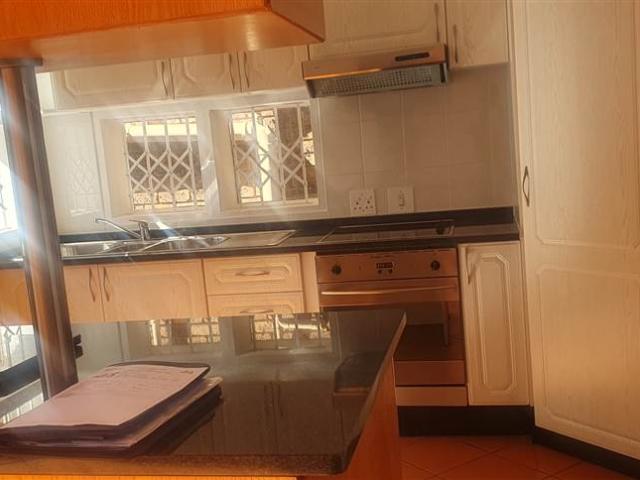 Townhouse for sale in Vosloorus, Gauteng