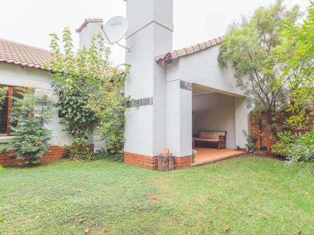 Townhouse for sale in Waterkloof, Gauteng