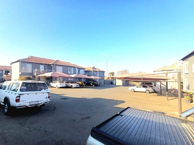 Townhouse for sale in Ekurhuleni, Gauteng