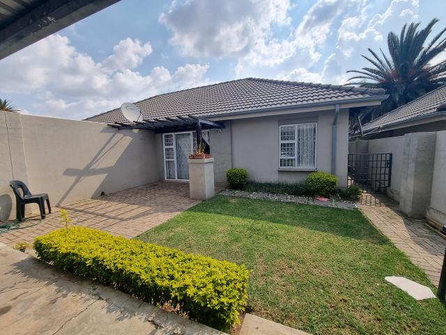 Townhouse for sale in Witbank, Mpumalanga
