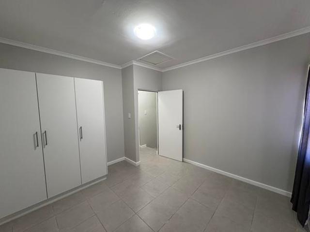 Townhouse for rent in Cape Town, Western Cape