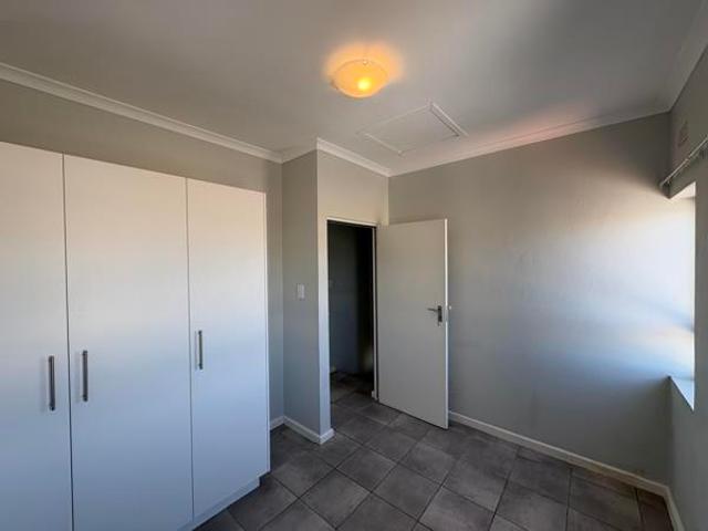 Townhouse for rent in Cape Town, Western Cape