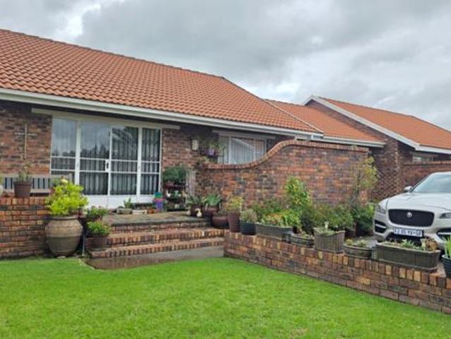 Townhouse for sale in Midvaal, Gauteng