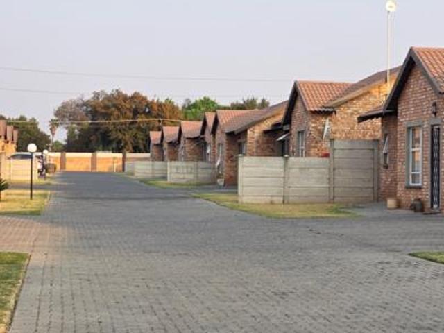 Townhouse for sale in Midvaal, Gauteng
