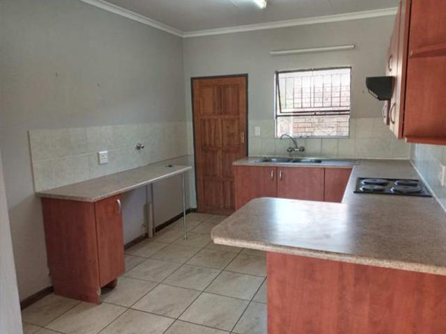 Townhouse for rent in Midvaal, Gauteng