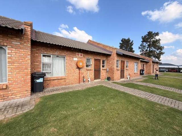 Townhouse for sale in Midvaal, Gauteng