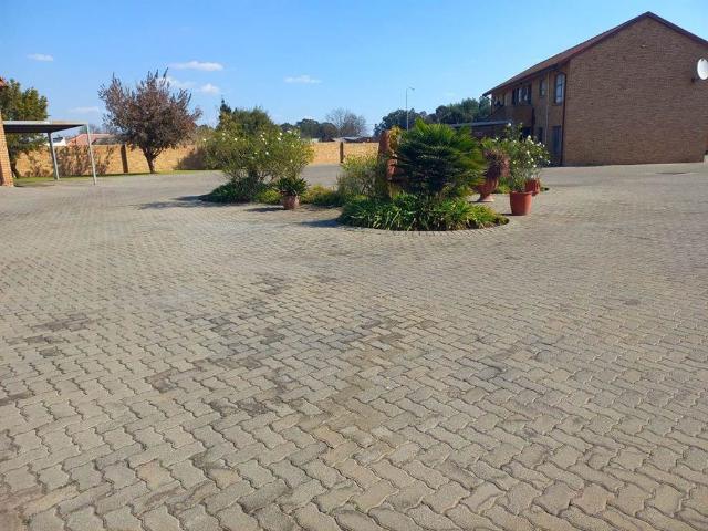 Townhouse for sale in Meyerton