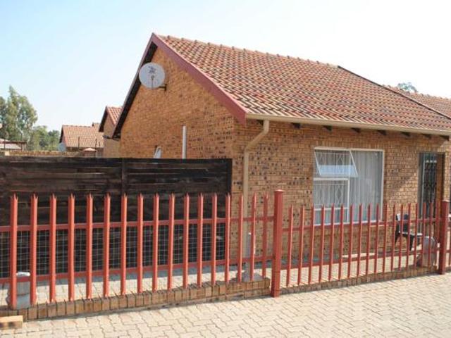 Townhouse for sale in Midvaal, Gauteng