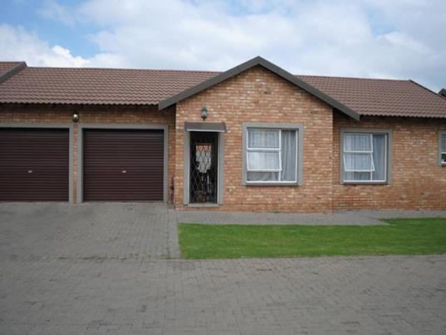 Townhouse for sale in Midvaal, Gauteng
