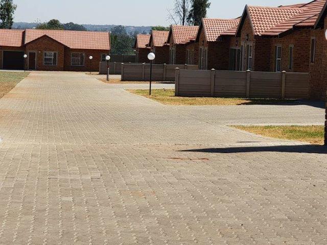Townhouse for sale in Meyerton