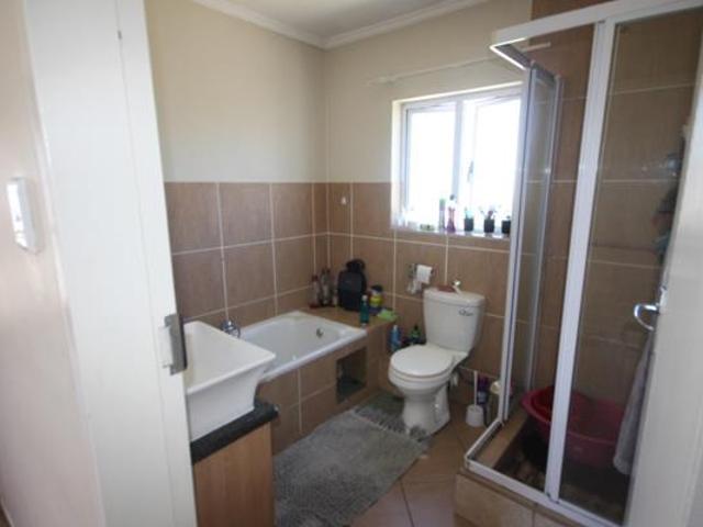 Townhouse for sale in Sedibeng, Gauteng