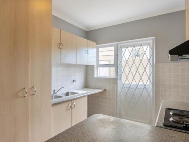 Townhouse for sale in Cape Town, Western Cape