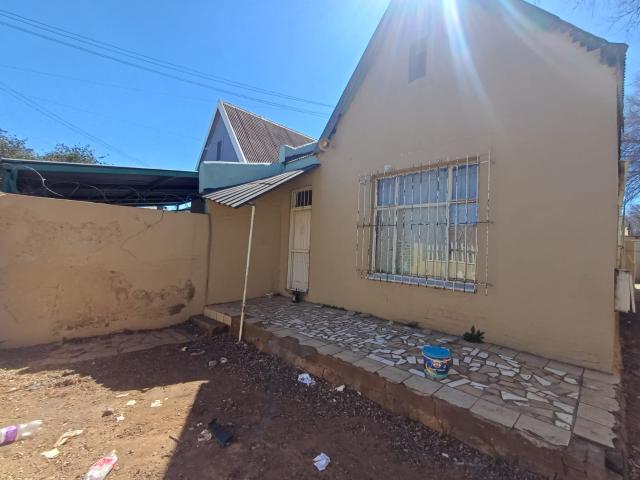 Townhouse for sale in Nooitgedacht, Gauteng