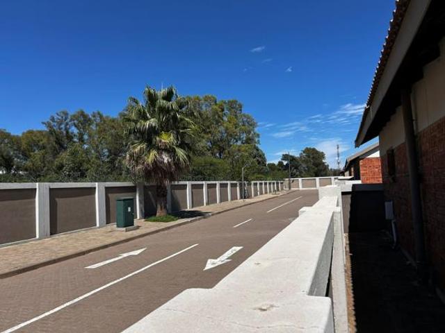 Townhouse for sale in Bloemfontein, Free State