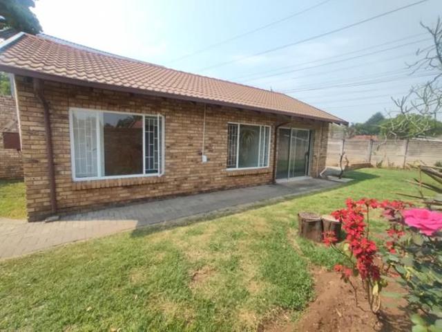 Townhouse for rent in Centurion, City of Tshwane Metropolitan Municipality