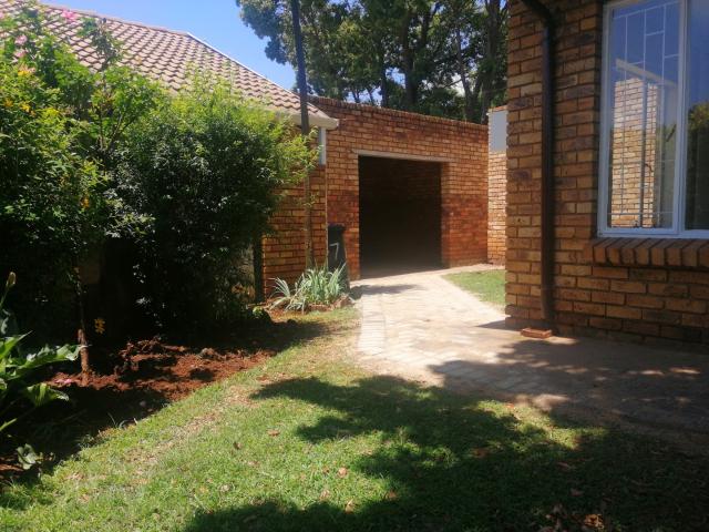 Townhouse for rent in Centurion, Gauteng