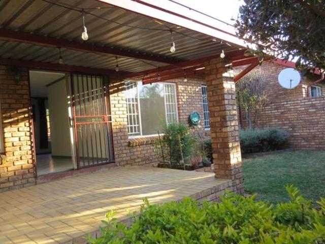 Townhouse for rent in Centurion, Gauteng