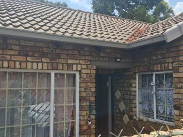 Townhouse for rent in Centurion, City of Tshwane Metropolitan Municipality